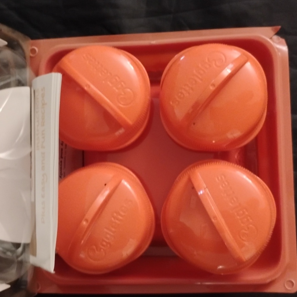 NIB As Seen On TV Egglettes - Red - Picture 7 of 7